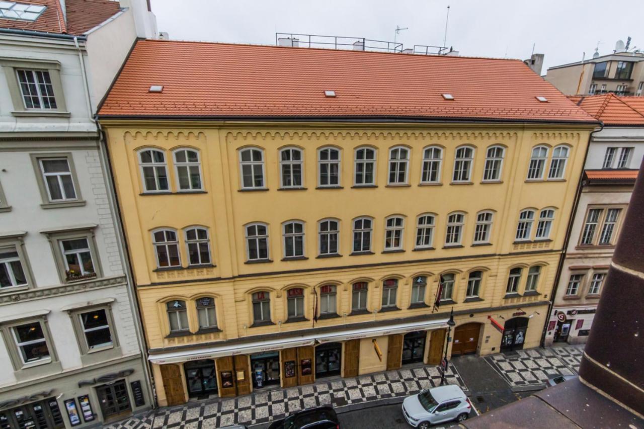 Cosy Flat In The Heart Of Prague Apartamento Exterior foto