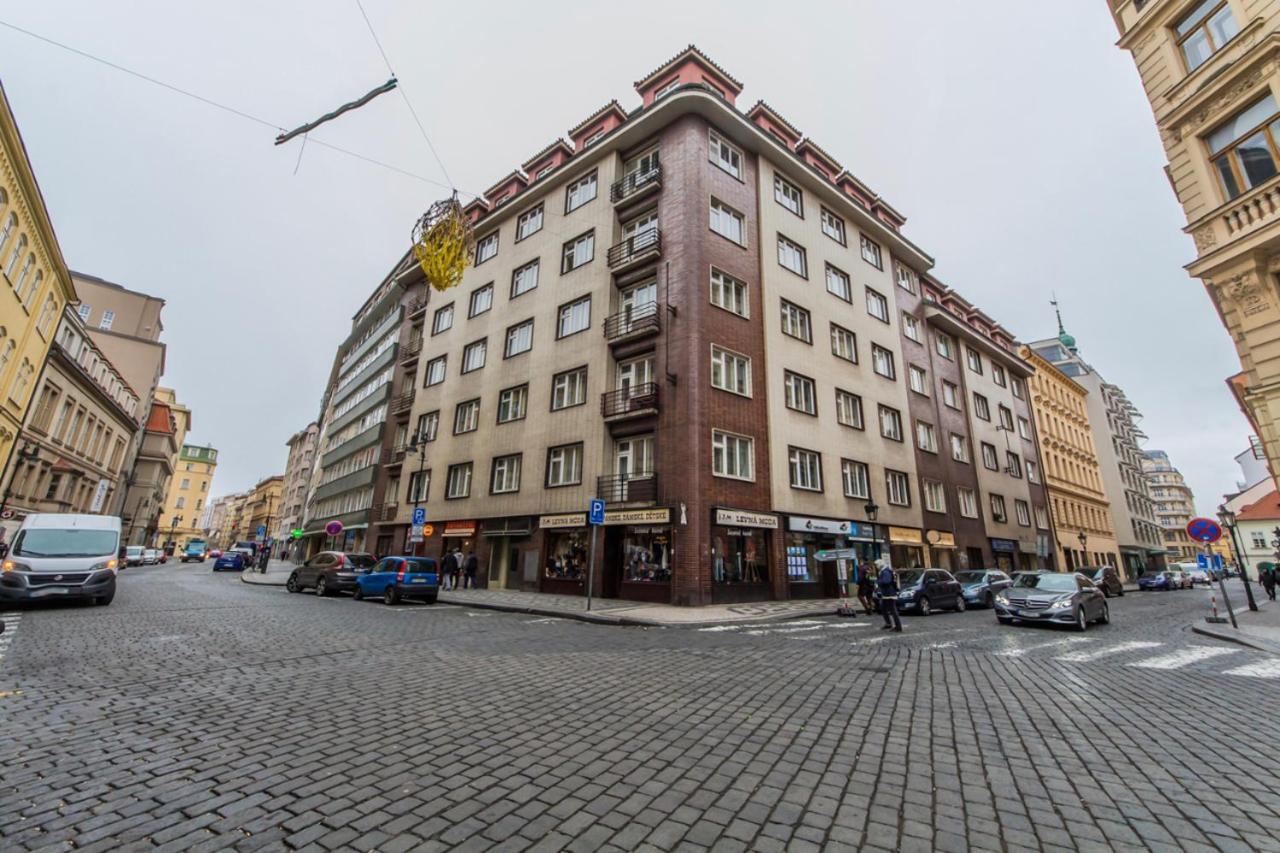 Cosy Flat In The Heart Of Prague Apartamento Exterior foto